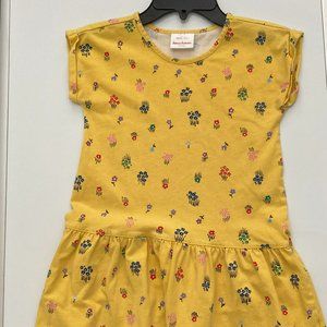 Hanna Andersson yellow with flowers short sleeve dress, size 120cm (6-7)